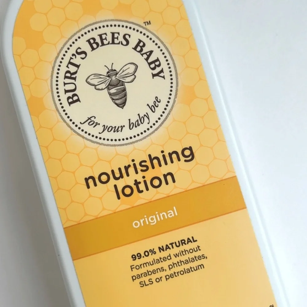12oz Burt's Bees Baby Nourishing Lotion New Unopened